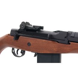 M14 Airsoft püss - puidust stiilis, koos aku ja laadijaga, USA lahingupüssiga